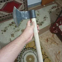 چاقو و تبر شکاری