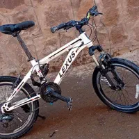 دوچرخه لکسوس ژاپنی