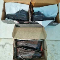 کفش ایمنی|کیف، کفش، کمربند|پیر بکران, |دیوار