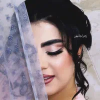 ارائه خدمات تخصصی میکاپ و شینیون عروس و مجلسی