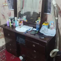 تخت خواب دو نفره با میز ارایش