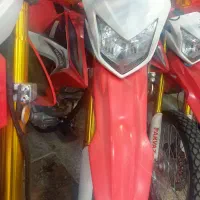 موتورسیکلت ۲۰۰ پرواز