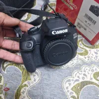 دوربین کنون d4000