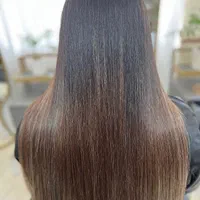 انجام خدمات کراتین و کوتاهی و موخوره گیری