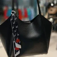 کیفی که دوستداری قسطی بخر