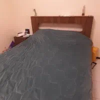 تخت در حد نو