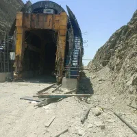 چند نفر قالب بند میخوام واسه مشهد