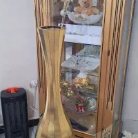 مبلمان ۷ نفره سلطنتی و پاتیشن و ساعت و گلدون و کمد|مبلمان خانگی و میز عسلی|قرچک, شهرک طلائیه|دیوار