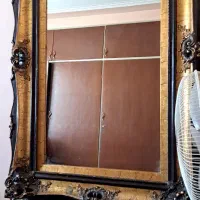 آینه چوبی با میز