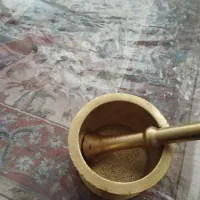 هاونگ جنس برنج طلایی|کلکسیون اشیاء عتیقه|قم, باجک یک|دیوار