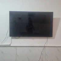 میز تلویزیون و تلویزیون سامسونگ ۴۰اینچ