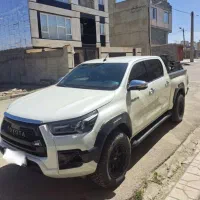 تویوتا هایلوکس 2016 اتومات 1میلیارد لوازم