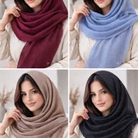 دلورا یه خوشحالی فروشی کوچولو