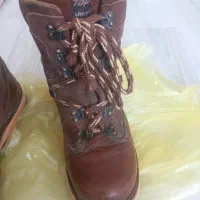 کفش بوت تمام چرم کوهنوردی|کیف، کفش، کمربند|اصفهان, فیض|دیوار