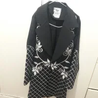 کت نو اصلا نپوشیدم  سایز 44 .46