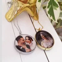 عکس در گردنبند