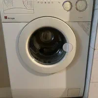 لباسشویی تکنوگاز( ایتالیا) ۵کیلویی