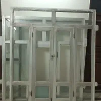 پنجره آلومینیوم در حد نو