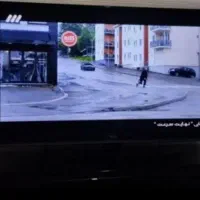 میز تلویزیون و تلویزیون