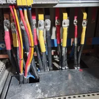 برقکار ساختمان و صنعتی|خدمات پیشه و مهارت|وحیدیه, |دیوار