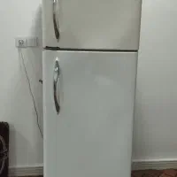 یخچال فریزربا دو عدد پشتی