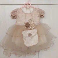 تعدادی لباس نوزادی