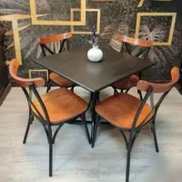 تولید و پخش کننده انواع میز و صندلی