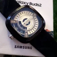 ساعت مردانه اصل ژاپن و تمیز سالم به فروش میرسد