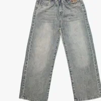 فروش پوشاک مغازه ی جا