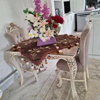 آینه‌کُنسول و میز غذا خوری