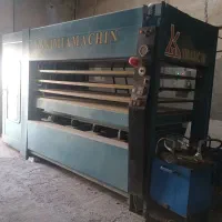 دستگاه پرس گرم . درب چوبی و مفوا