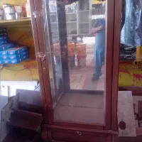 بوفه وکمد شیشه ای