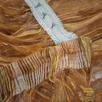 پرده سالم بدون ایراد عرض۳ متر و ۳۰ و رومیزی