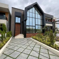 *ویلای خاص تو لوکیشن خاص*شهرک برند*شرایط ویژه*