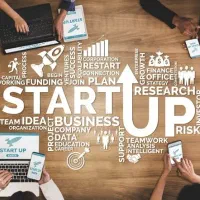 همکاری در تیم فنی و استارتآپی