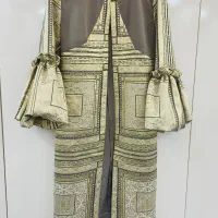 مانتو مجلسی،اداری