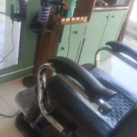 صندلی آرایشگاهی طرح برقی|آرایشگاه و سالن‌های زیبایی|قائن, |دیوار