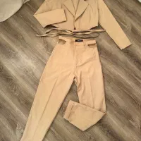 کراپ کت و شلوار