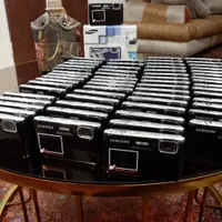 ۵۰ عدددوربینآکبند