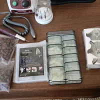 وسایل کاشت ناخن بصورت کامل و بسیار تمیز