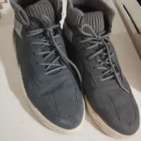 کفش|کیف، کفش، کمربند|کاشمر, |دیوار