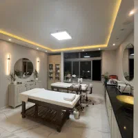 اجاره-ی-تخت-اسکین-کر-در-کلینیک-زیبایی