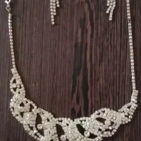 نیم ست نگین دار