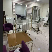 تخت و سرشور صندلی و آینه|آرایشگاه و سالن‌های زیبایی|تهران, زنجان جنوبی|دیوار