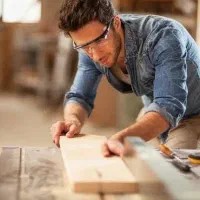 استخدام  نجار ، رویی کوب ، رنگکار مبلمان