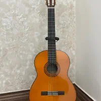 گیتار یاماها c70