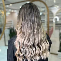 مدل برای هنرجو زیر نظر مربی