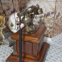 تلفن چوبی قدیمی سالم|تلفن رومیزی|مشکیندشت, |دیوار