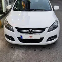 جک j5 مدل 93 ، تمیز ، سالم بودن رنگ