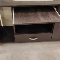 میز  کامپیوتر کاملا سالم ومحکم|میز تحریر و کامپیوتر|اسکو, |دیوار